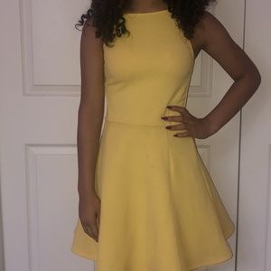 Yellow dress